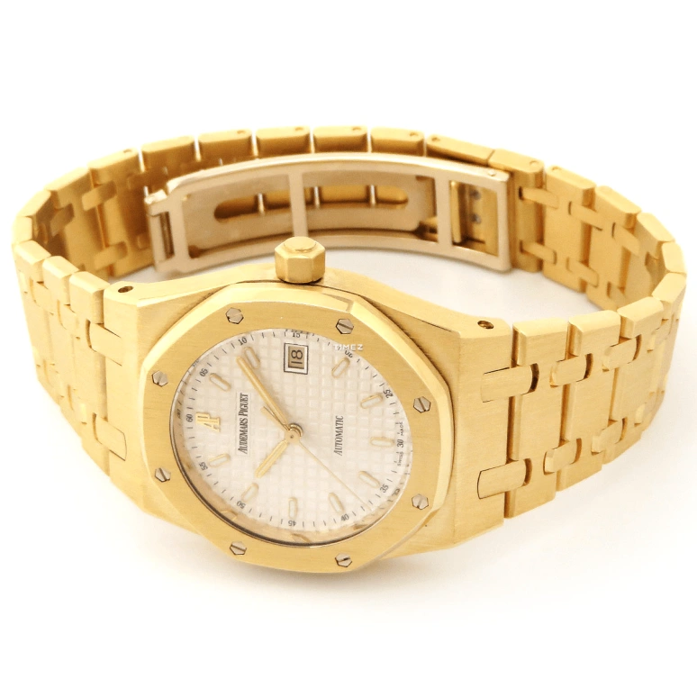 Audemars Piguet,Royal Oak 33mm,33mm,Yellow Gold,White,Automatic,Day,40hours,15000BA,15000BA.OO.0789BA.08