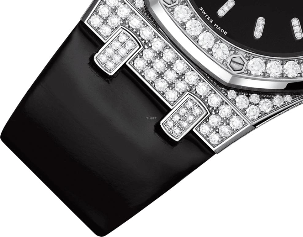 Audemars Piguet,Royal Oak 33mm,33mm,White Gold,Black,Automatic,40hours,In-house Caliber,77220BC,77220BC.ZZ.D004CU.01