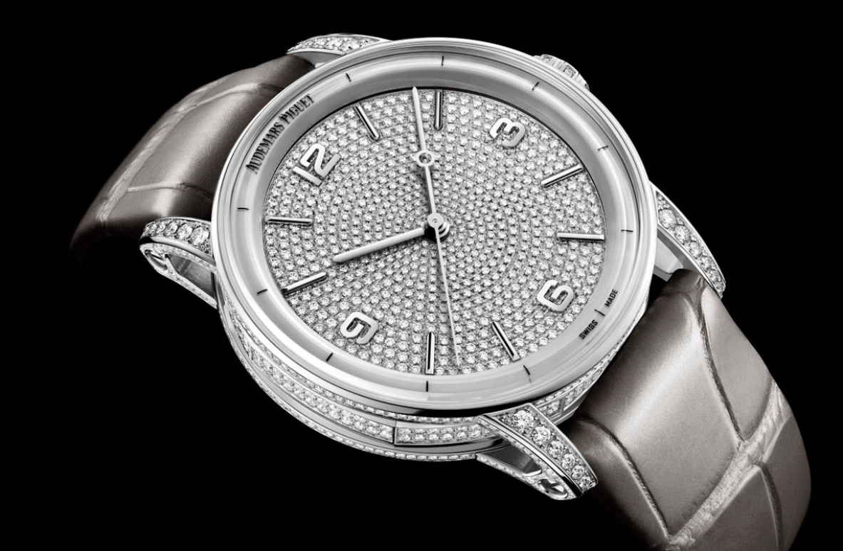 Audemars Piguet,CODE 11.59 41mm,41mm,White Gold,Silver White,Automatic,70hours,In-house Caliber,15210BC,15210BC.ZZ.D128CR.01