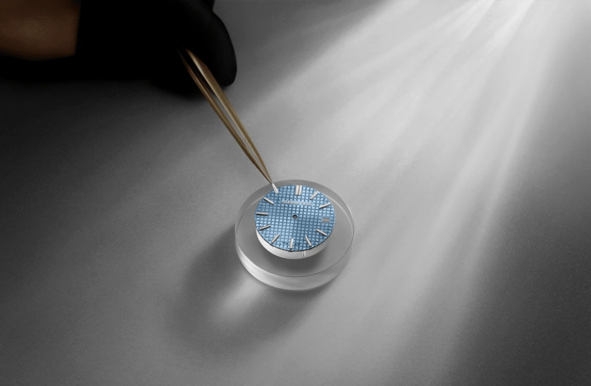 Audemars Piguet,Royal Oak 37mm,37mm,Stainless Steel,Blue,Automatic,Day,60hours,15551ST,15551ST.ZZ.1356ST.01 50th