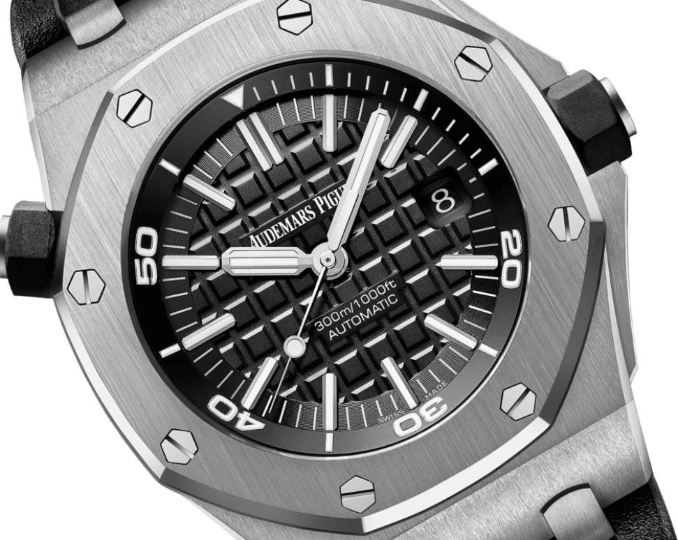 Audemars Piguet,Royal Oak Offshore 42mm,42mm,Stainless Steel,Black,Automatic,Day,60hours,15710ST,15710ST.OO.A002CA.01