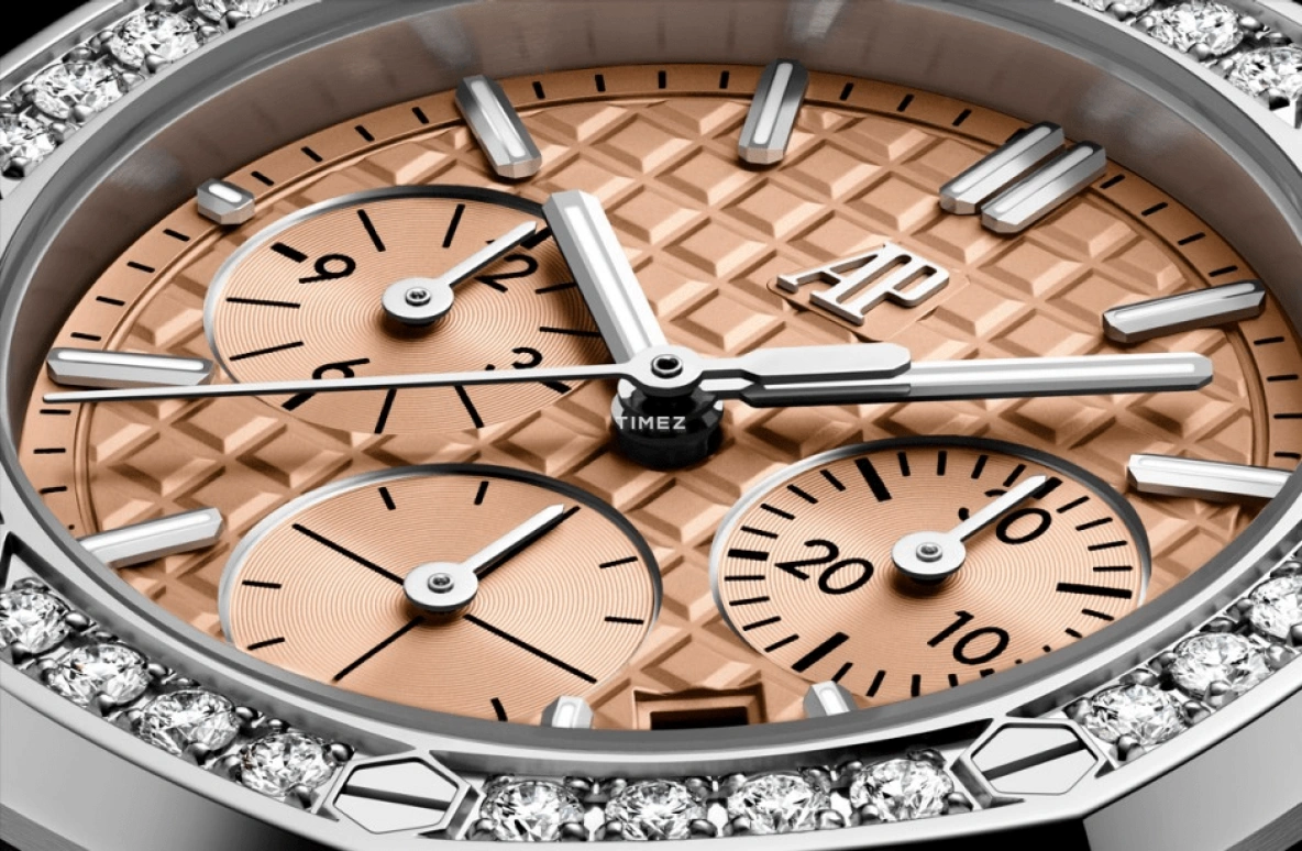 Audemars Piguet,Royal Oak Offshore 37mm,37mm,Stainless Steel,Salmon,Automatic,Chronograph,Day,26231ST,26231ST.ZZ.A178CA.01