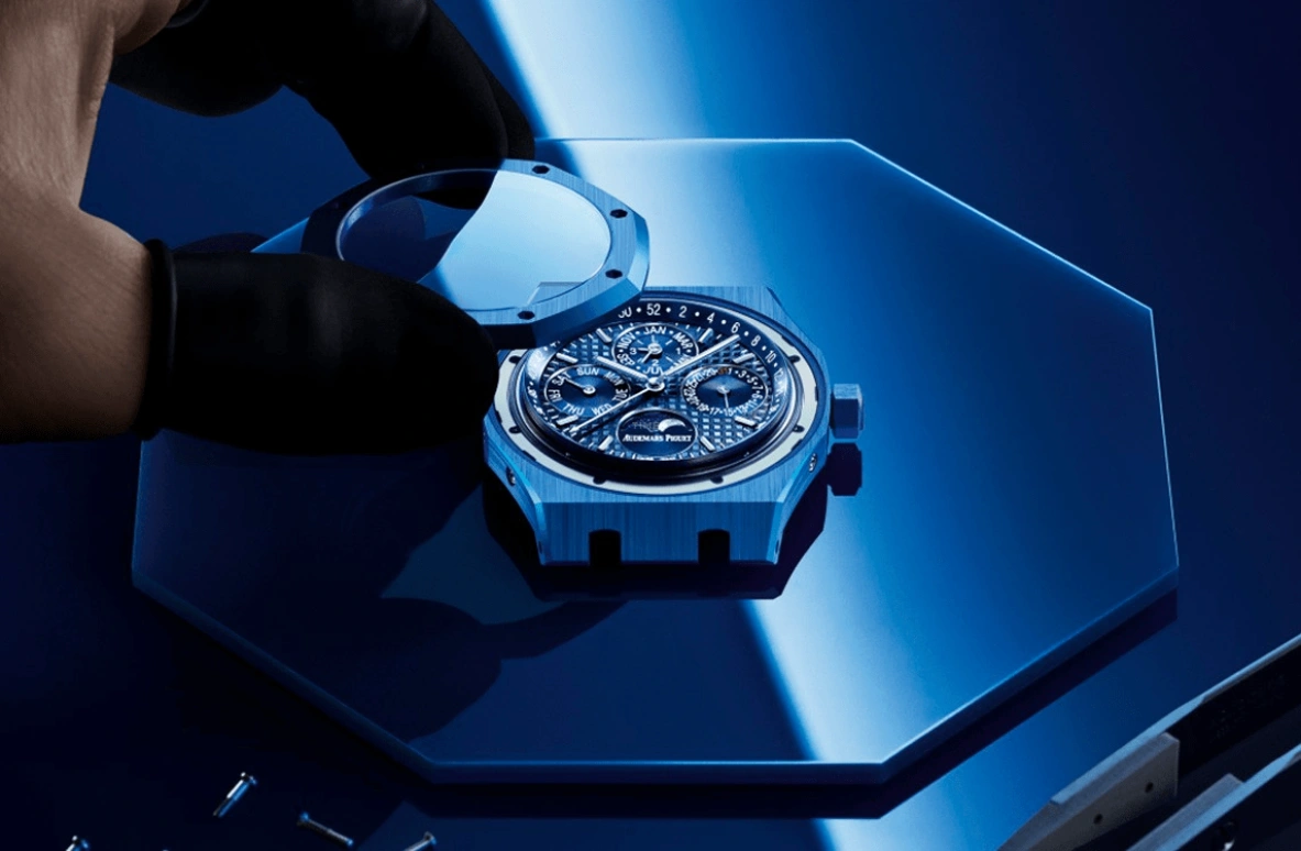 Audemars Piguet,Royal Oak 41mm,41mm,Ceramic,Blue,Automatic,Moonphase,Perpetual Calendar,Leap Year,Month,40hours,In-house Caliber,Virgil van Dijk,stevenzhang91,LeBron James,Steven Zhang,Kyle Lowry,26579CS,26579CS.OO.1225CS.01
