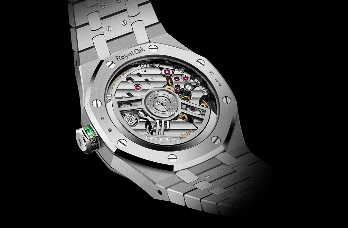 Audemars Piguet,Royal Oak 41mm,41mm,White Gold,Multi-Color,Automatic,70hours,In-house Caliber,15514BC,15514BC.YY.1284BC.02