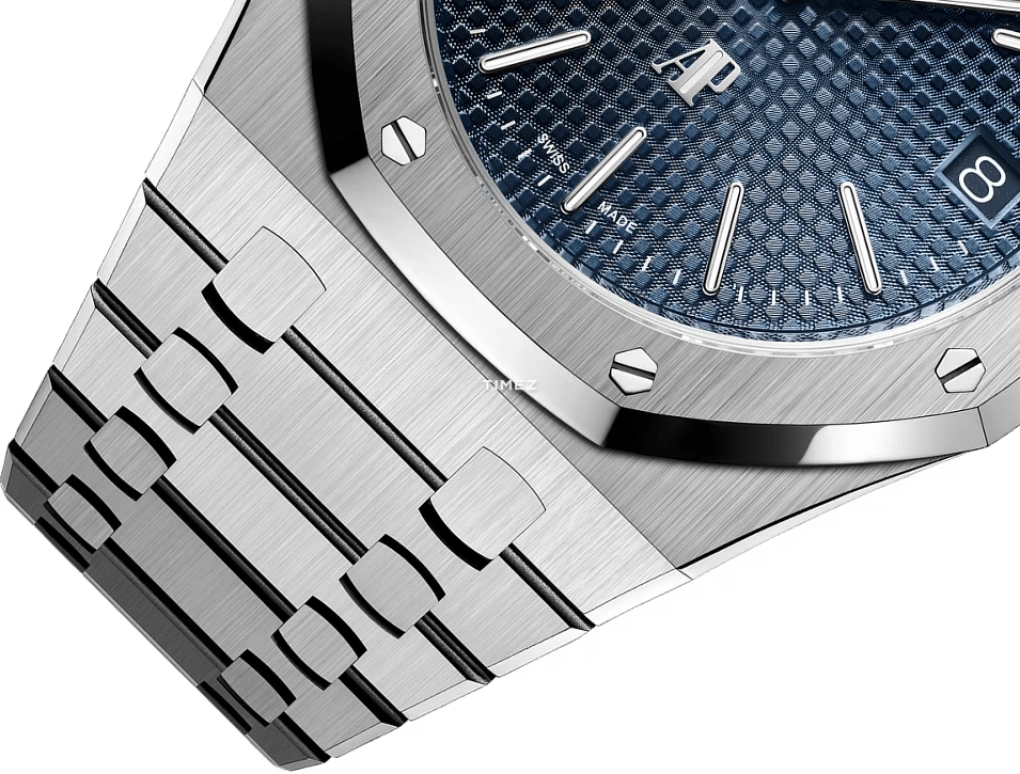 Audemars Piguet,Royal Oak 39mm,39mm,Stainless Steel,Blue,Automatic,Day,40hours,15202ST,15202ST.OO.1240ST.01.A