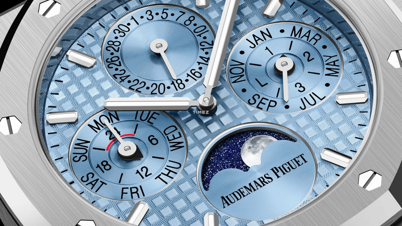 Audemars Piguet,Royal Oak 38mm,38mm,Stainless Steel,Ice Blue,Automatic,Moonphase,Perpetual Calendar,Leap Year,Month,55hours,In-house Caliber,26684ST,26684ST.OO.1356ST.01