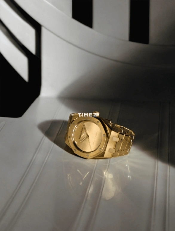 Audemars Piguet,Royal Oak 37mm,37mm,Yellow Gold,Gold,Automatic,60hours,In-house Caliber,JJ Lin,15550BA,15550BA.OO.1356BA.02