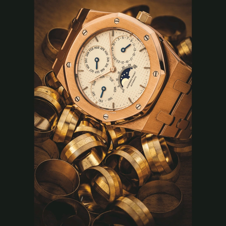 Audemars Piguet,Royal Oak 39mm,39mm,Rose Gold,Cream white,Automatic,Moonphase,Perpetual Calendar,Month,Date,40hours,In-house Caliber,25686OR