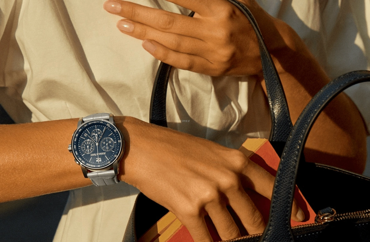 Audemars Piguet,CODE 11.59 41mm,41mm,White Gold,Blue,Automatic,Chronograph,Day,Flyback,26393BC,26393BC.OO.A321CR.01