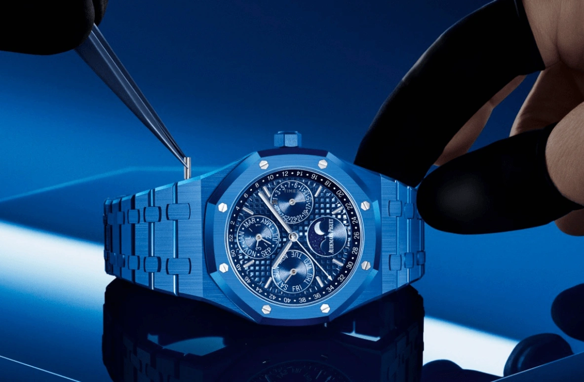 Audemars Piguet,Royal Oak 41mm,41mm,Ceramic,Blue,Automatic,Moonphase,Perpetual Calendar,Leap Year,Month,40hours,In-house Caliber,Virgil van Dijk,stevenzhang91,LeBron James,Steven Zhang,Kyle Lowry,26579CS,26579CS.OO.1225CS.01