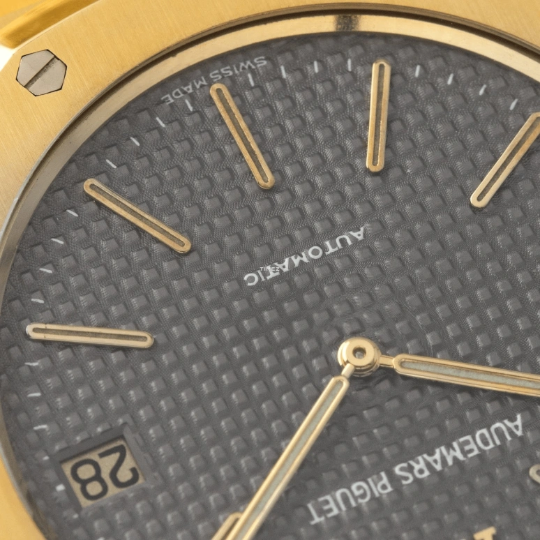 Audemars Piguet,Royal Oak 39mm,39mm,Yellow Gold,Grey,Automatic,Day,Sapphire,Crystal Glass,Justin Bieber,JB,5402BA