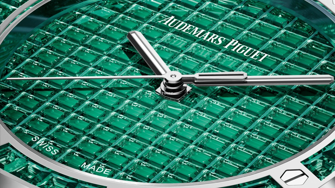 Audemars Piguet,Royal Oak 41mm,41mm,White Gold,Green,Automatic,70hours,In-house Caliber,Officer Ricky,Rick Ross,Renzel,Rozay,15514BC,15514BC.EE.1284BC.01 50th