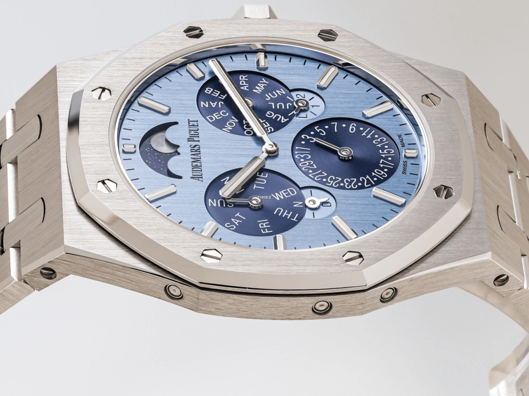 Audemars Piguet,Royal Oak 41mm,41mm,White Gold,Blue,Automatic,Moonphase,Perpetual Calendar,Leap Year,Month,40hours,In-house Caliber,26586BC,26586BC.OO.1240.BC.99