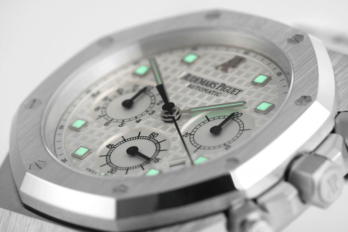 Audemars Piguet,Royal Oak 39mm,39mm,White Gold,Silver,White,Automatic,Chronograph,Day,25960BC,25960BC.OO.1185BC.01