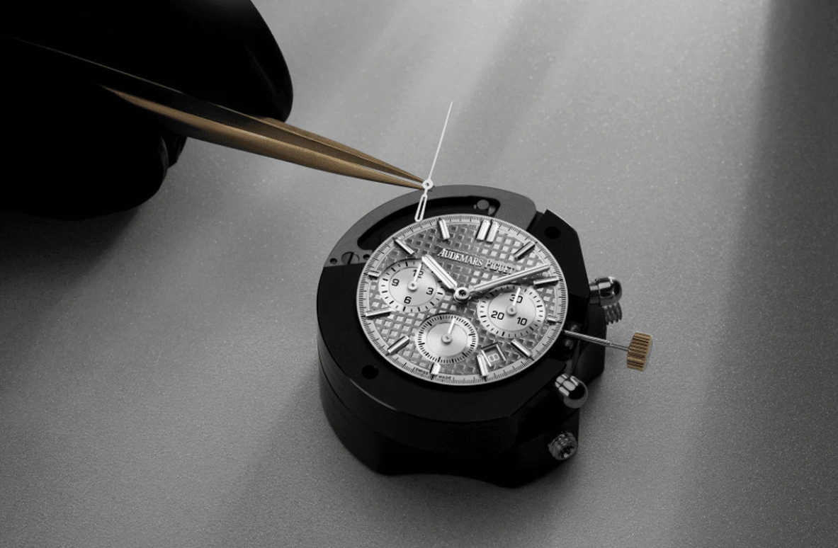 Audemars Piguet,Royal Oak 37mm,37mm,Stainless Steel,Blue,Automatic,Day,60hours,15551ST,15551ST.ZZ.1356ST.01 50th