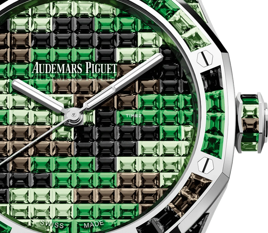 Audemars Piguet,Royal Oak 41mm,41mm,White Gold,Multi-Color,Automatic,70hours,In-house Caliber,15514BC,15514BC.YY.1284BC.02