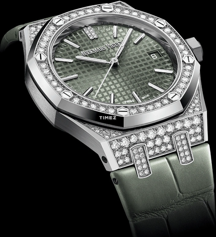 Audemars Piguet,Royal Oak 37mm,37mm,White Gold,Green,Automatic,Day,60hours,15551BC,15551BC.ZZ.D405CR.01