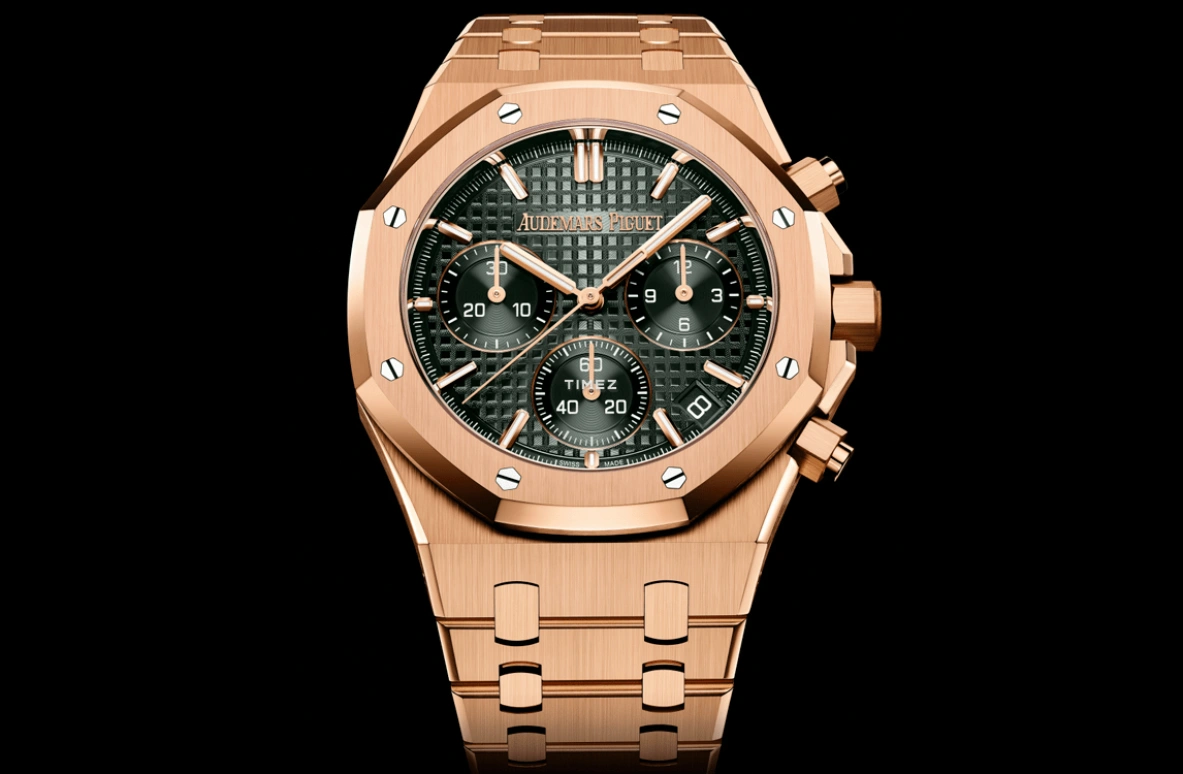Audemars Piguet,Royal Oak 41mm,41mm,Rose Gold,Khaki Green,Automatic,Chronograph,Day,Chris Hemsworth,Offset,26240OR,26240OR.OO.1320OR.08