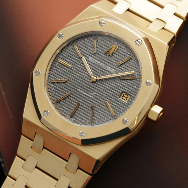 Audemars Piguet,Royal Oak 39mm,39mm,Yellow Gold,Grey,Automatic,Day,Sapphire,Crystal Glass,Justin Bieber,JB,5402BA