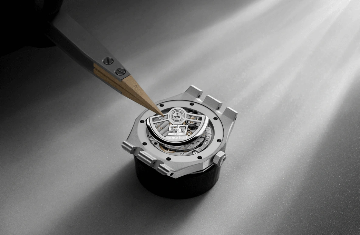 Audemars Piguet,Royal Oak 37mm,37mm,Stainless Steel,Blue,Automatic,Day,60hours,15551ST,15551ST.ZZ.1356ST.01 50th