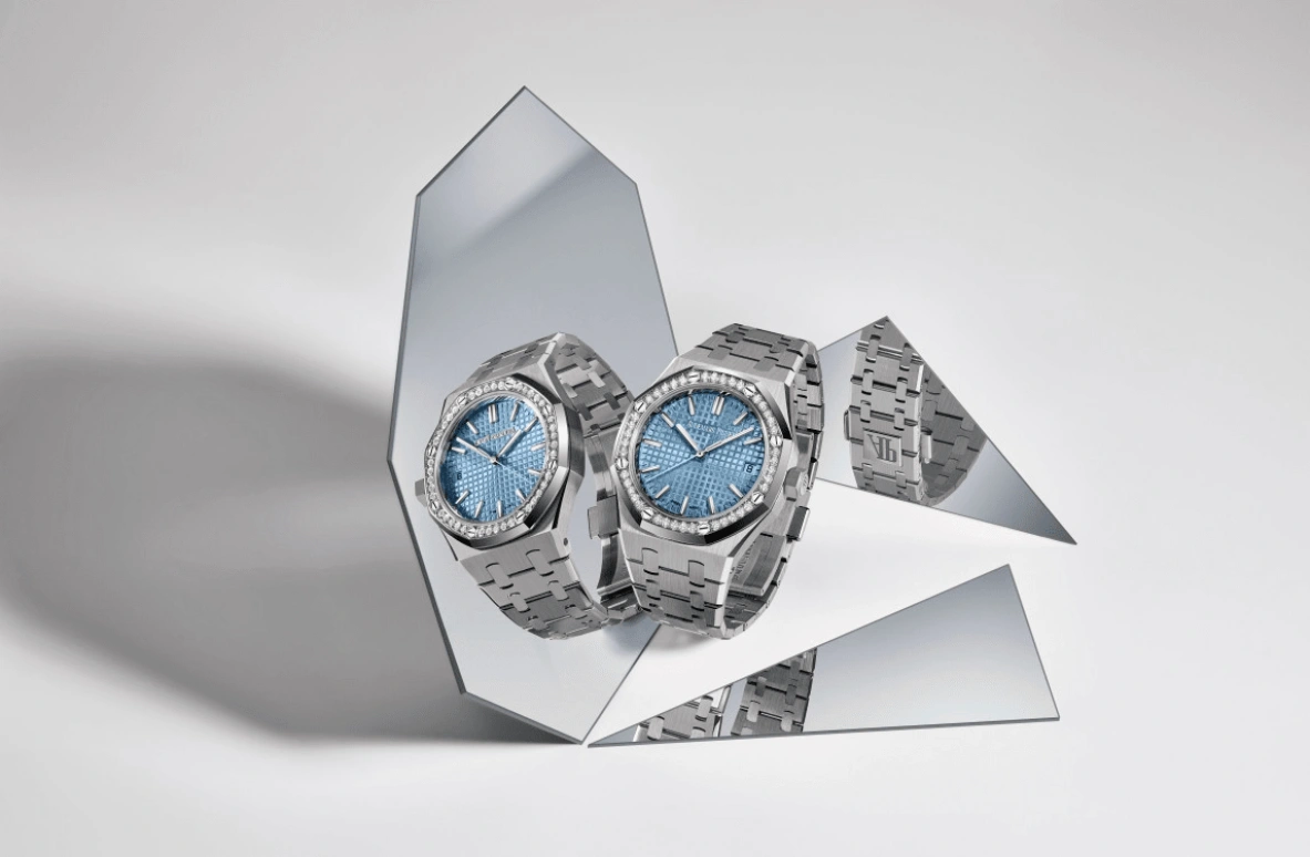 Audemars Piguet,Royal Oak 37mm,37mm,Stainless Steel,Blue,Automatic,Day,60hours,15551ST,15551ST.ZZ.1356ST.01 50th