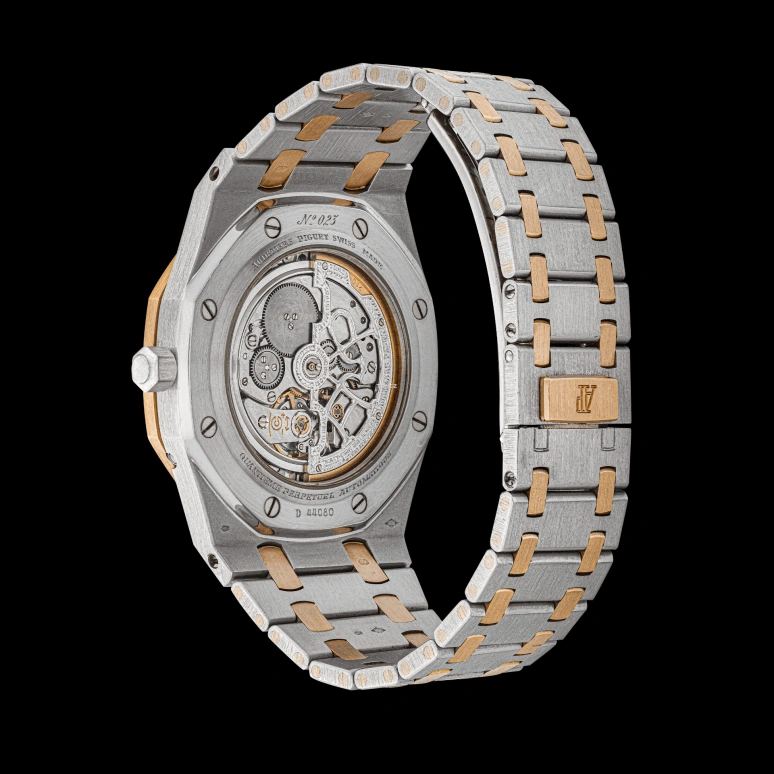 Audemars Piguet,Royal Oak 39mm,39mm,Platinum,Rose Gold,Blue,Automatic,Moonphase,Perpetual Calendar,Month,Date,40hours,In-house Caliber,25686PR,25686PR.OO.0944PR.01
