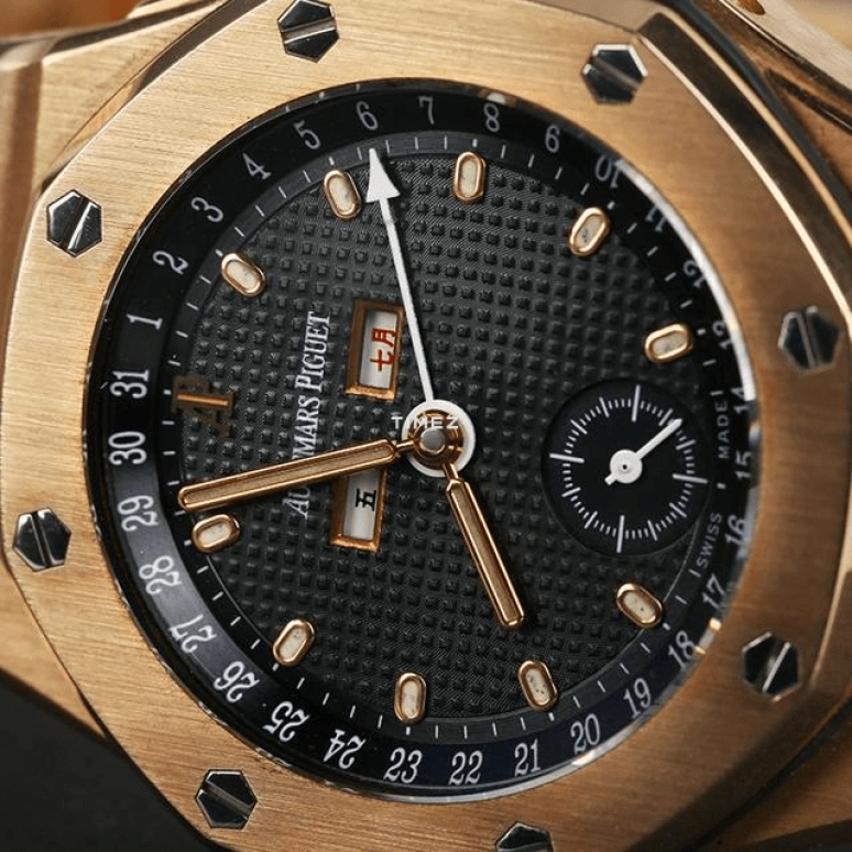 Audemars Piguet,Royal Oak Offshore 38mm,38mm,Rose Gold,Black,Automatic,Annual Calendar,Month,Date,Day,38hours,In-house Caliber,25820OR,25820OR.O.1010OR.01