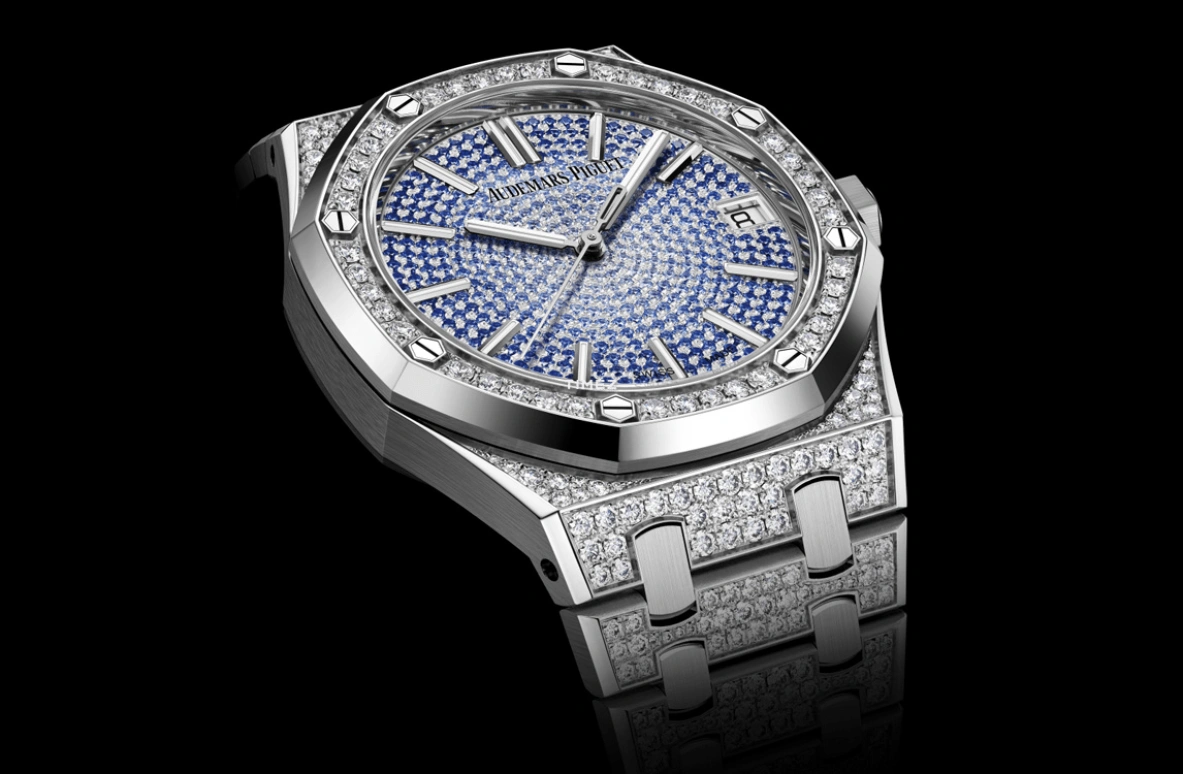 Audemars Piguet,Royal Oak 41mm,41mm,White Gold,White,Blue,Automatic,Day,70hours,15512BC,15512BC.ZZ.1322BC.01 50th
