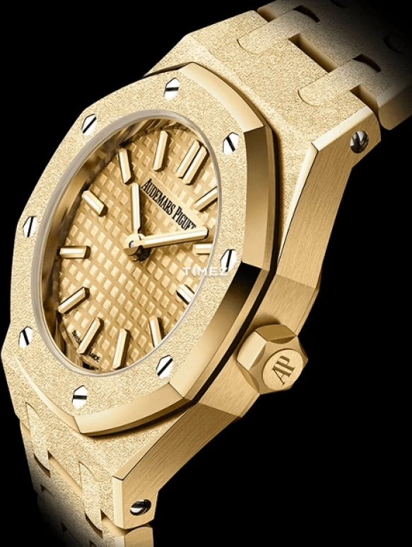 Audemars Piguet,Royal Oak 23mm,23mm,Yellow Gold,Gold,Quartz,In-house Caliber,Sapphire,Crystal Glass,67630BA,67630BA.GG.1312BA.01-C