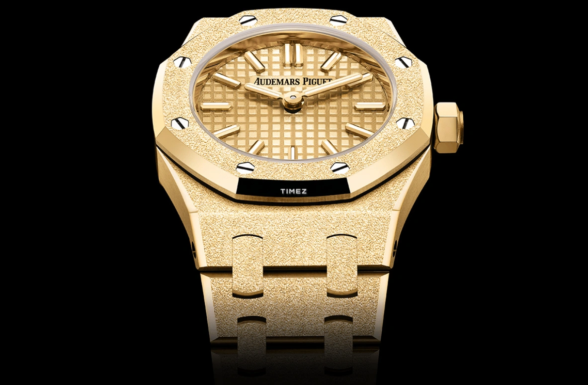 Audemars Piguet,Royal Oak 23mm,23mm,Yellow Gold,Champagne,Quartz,In-house Caliber,Sapphire,Crystal Glass,Rihanna,67630BA,67630BA.GG.1312BA.01