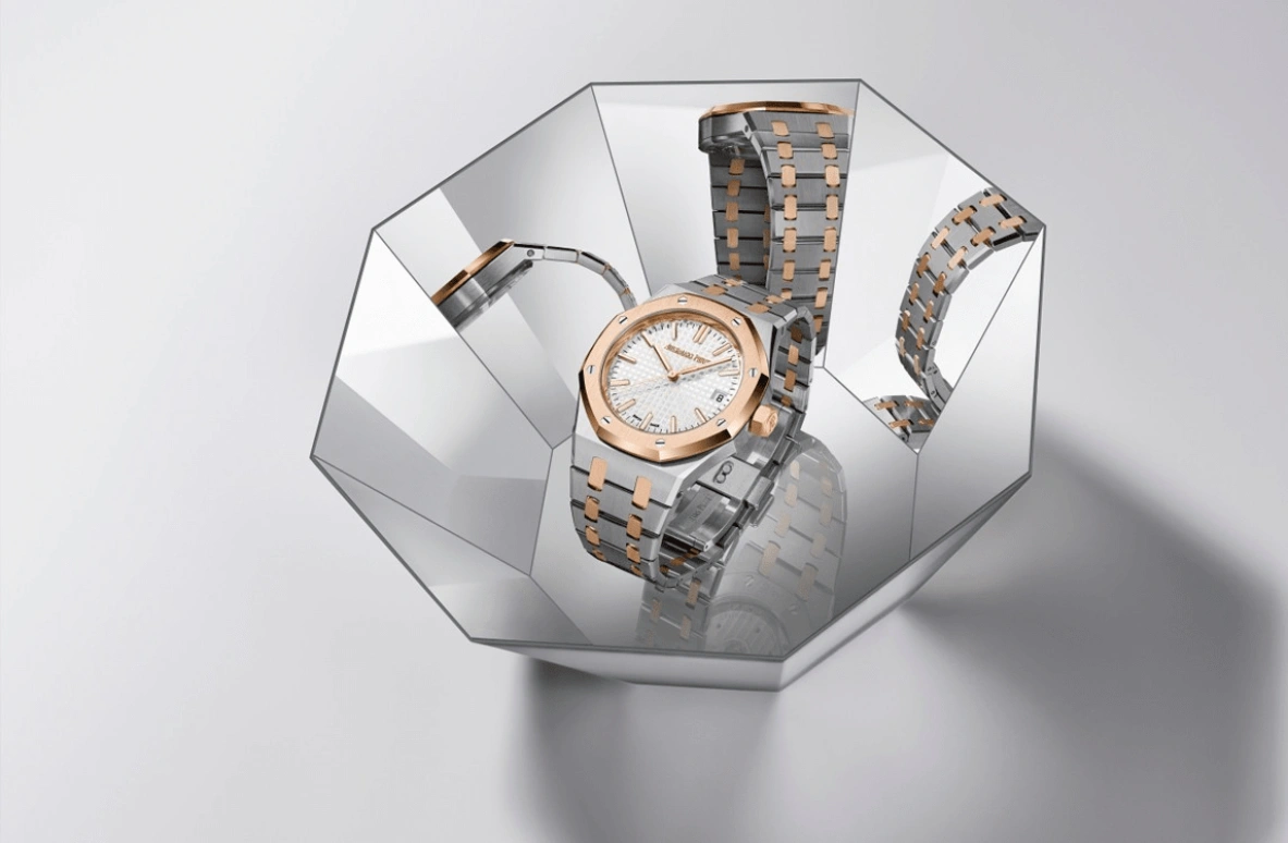 Audemars Piguet,Royal Oak 37mm,37mm,Pink Gold,Stainless Steel,Silver,White,Silver White,Automatic,Day,60hours,15550SR,15550SR.OO.1356SR.01 50th