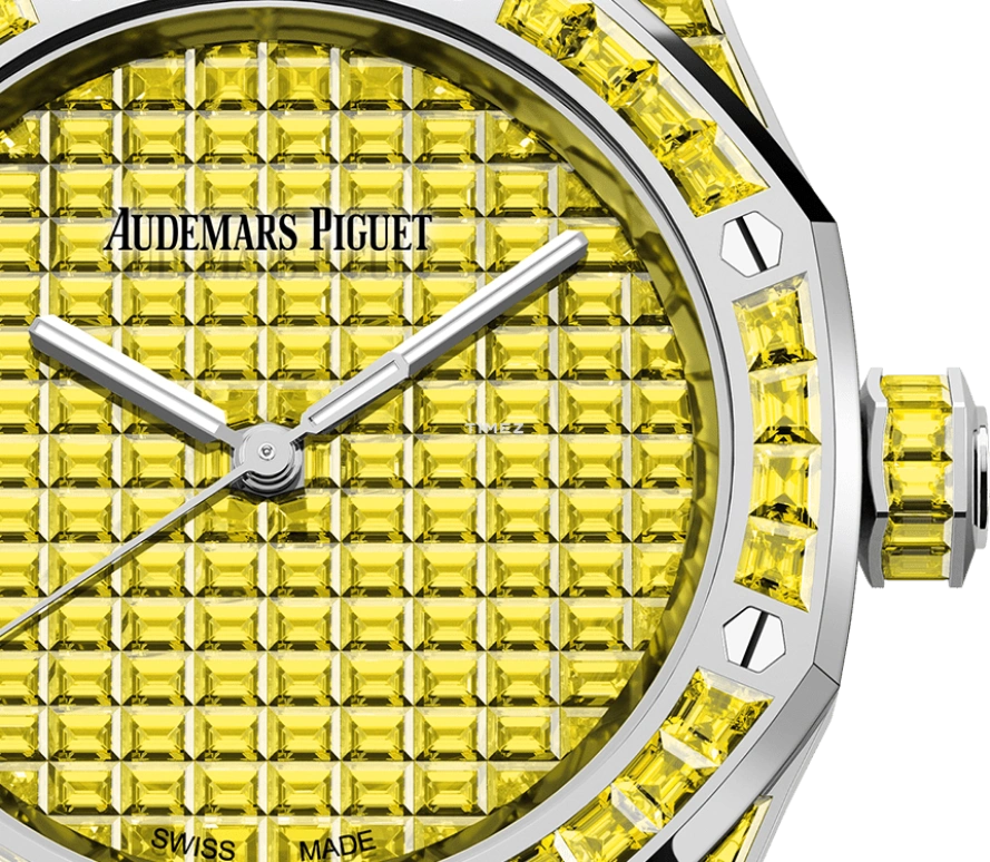 Audemars Piguet,Royal Oak 37mm,37mm,White Gold,Yellow,Automatic,60hours,In-house Caliber,15554BC,15554BC.RY.1274BC.01