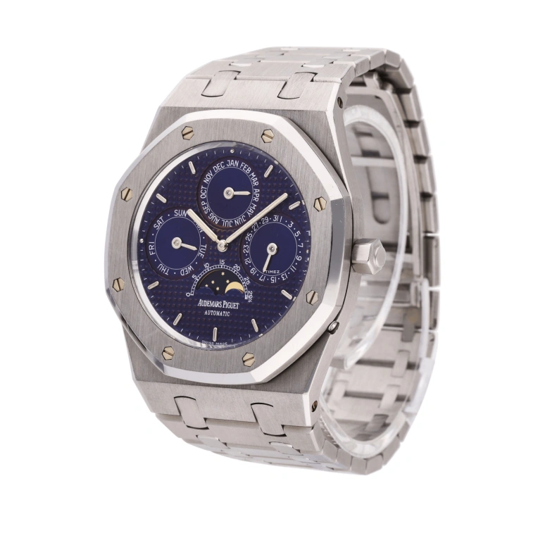 Audemars Piguet,Royal Oak 39mm,39mm,Stainless Steel,Blue,Automatic,Moonphase,Month,Date,Day,Sapphire,Crystal Glass,Octagon,JAY-Z,Jazzy,JAY Z,25686ST