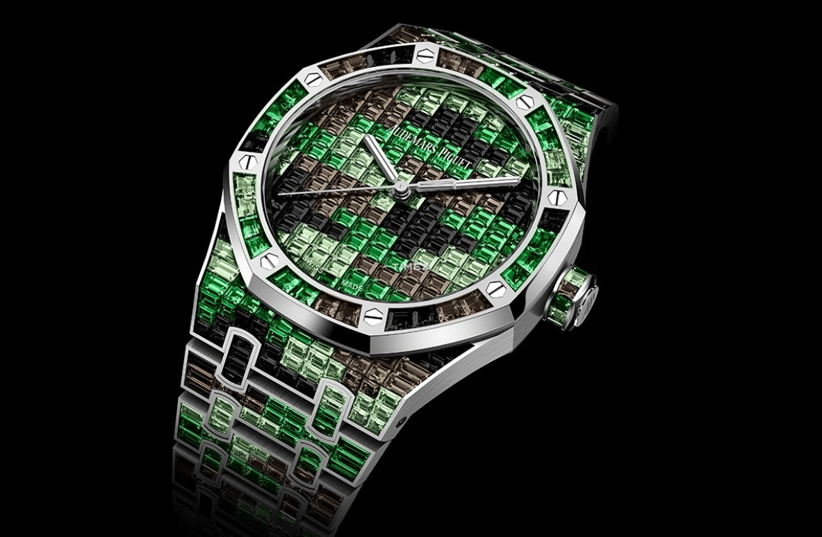 Audemars Piguet,Royal Oak 41mm,41mm,White Gold,Multi-Color,Automatic,70hours,In-house Caliber,15514BC,15514BC.YY.1284BC.02