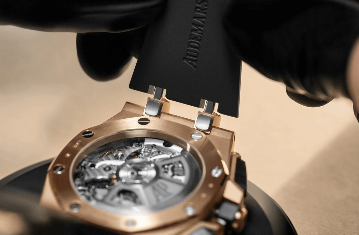 Audemars Piguet,Royal Oak Offshore 43mm,43mm,Pink Gold,Ceramic,Black,Automatic,Chronograph,Day,Chris Hemsworth,26420RO,26420RO.OO.A002CA.01
