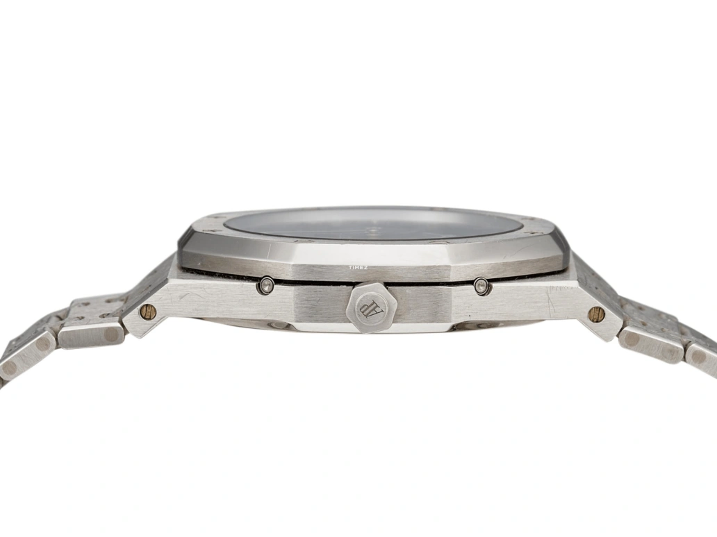 Audemars Piguet,Royal Oak 39mm,39mm,Platinum,Blue,Automatic,Moonphase,Perpetual Calendar,Leap Year,Month,Octagon,Silver,25820PT,25820PT.OO.0944PT.01