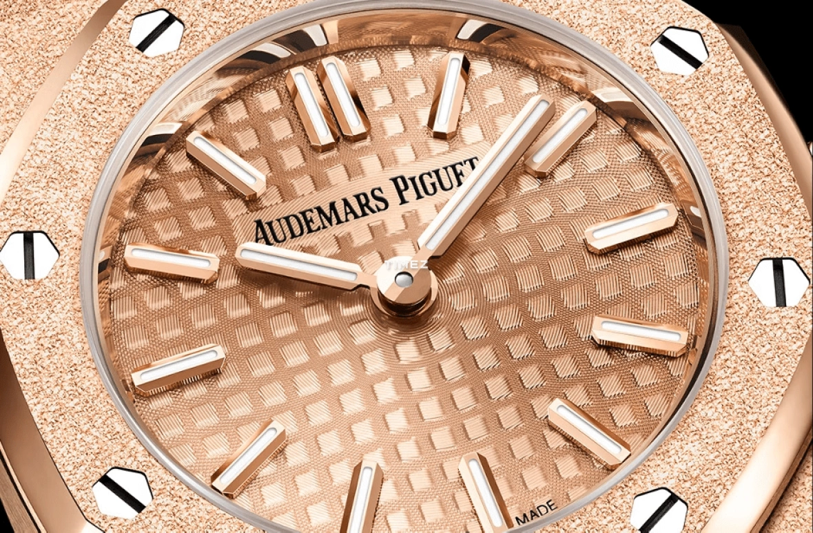 Audemars Piguet,Royal Oak 23mm,23mm,Rose Gold,Quartz,In-house Caliber,Sapphire,Crystal Glass,67630OR,67630OR.GG.1312OR.01-C