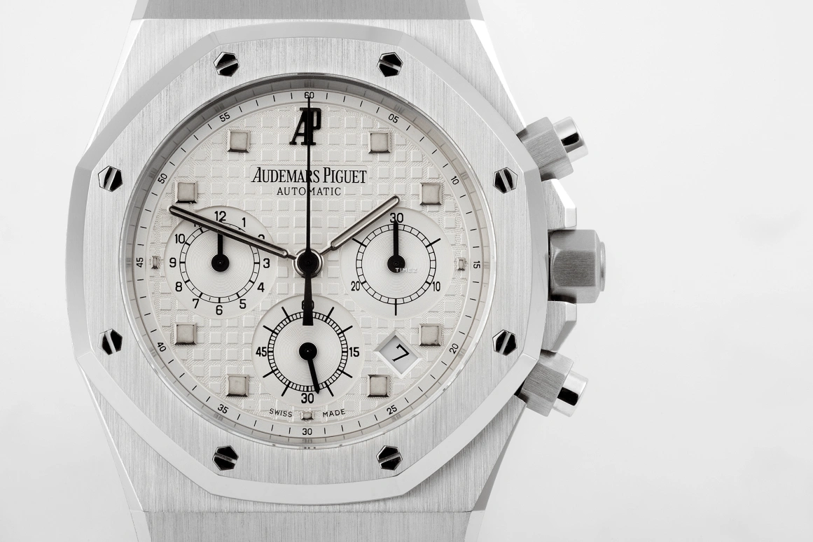 Audemars Piguet,Royal Oak 39mm,39mm,White Gold,Silver,White,Automatic,Chronograph,Day,25960BC,25960BC.OO.1185BC.01