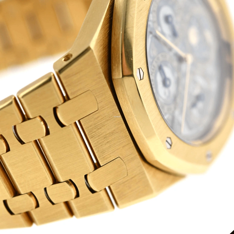 Audemars Piguet,Royal Oak 39mm,39mm,Yellow Gold,Skeleton,Automatic,Moonphase,Perpetual Calendar,Month,Date,Sapphire,Octagon,Pharrell Williams,25636BA,25636BA.OO.0944BA.01
