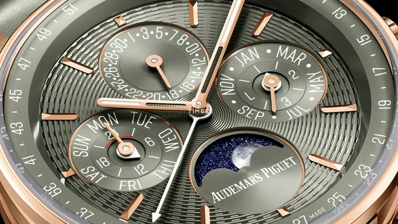 Audemars Piguet,CODE 11.59 38mm,38mm,Rose Gold,Green,Automatic,Moonphase,Perpetual Calendar,Month,Date,55hours,In-house Caliber,26441OR,26441OR.OO.D405CR.01