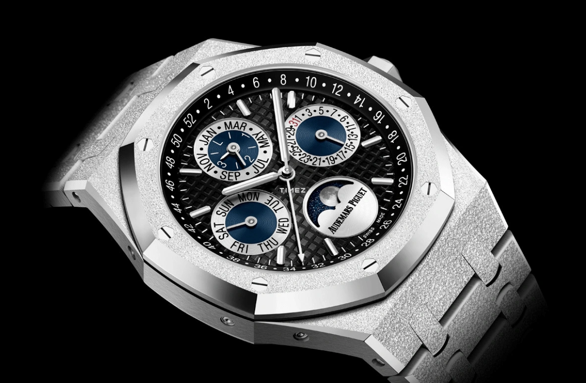 Audemars Piguet,Royal Oak 41mm,41mm,White Gold,Black,Blue,Silver,Automatic,Moonphase,Perpetual Calendar,Leap Year,Month,40hours,In-house Caliber,26574BC,26574BC.GG.1224BC.01