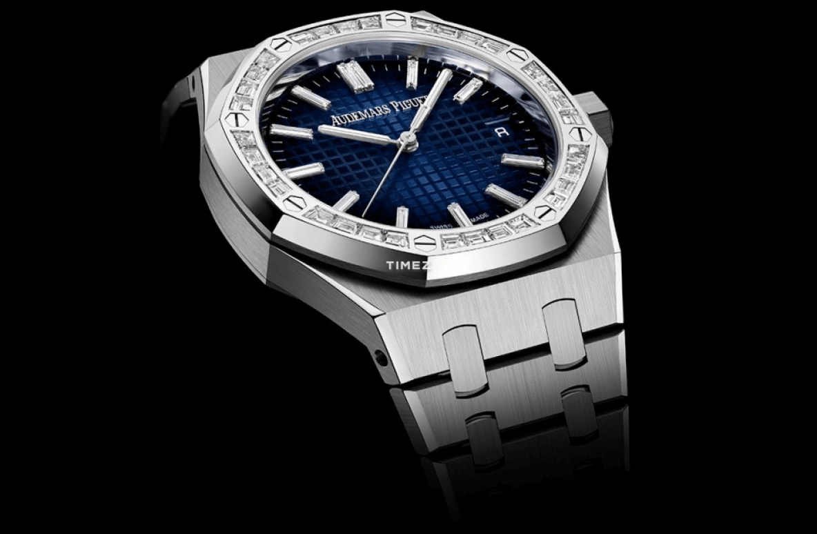 Audemars Piguet,Royal Oak 37mm,37mm,White Gold,Blue,Automatic,Day,60hours,15551BC,15551BC.ZZ.1356BC.01