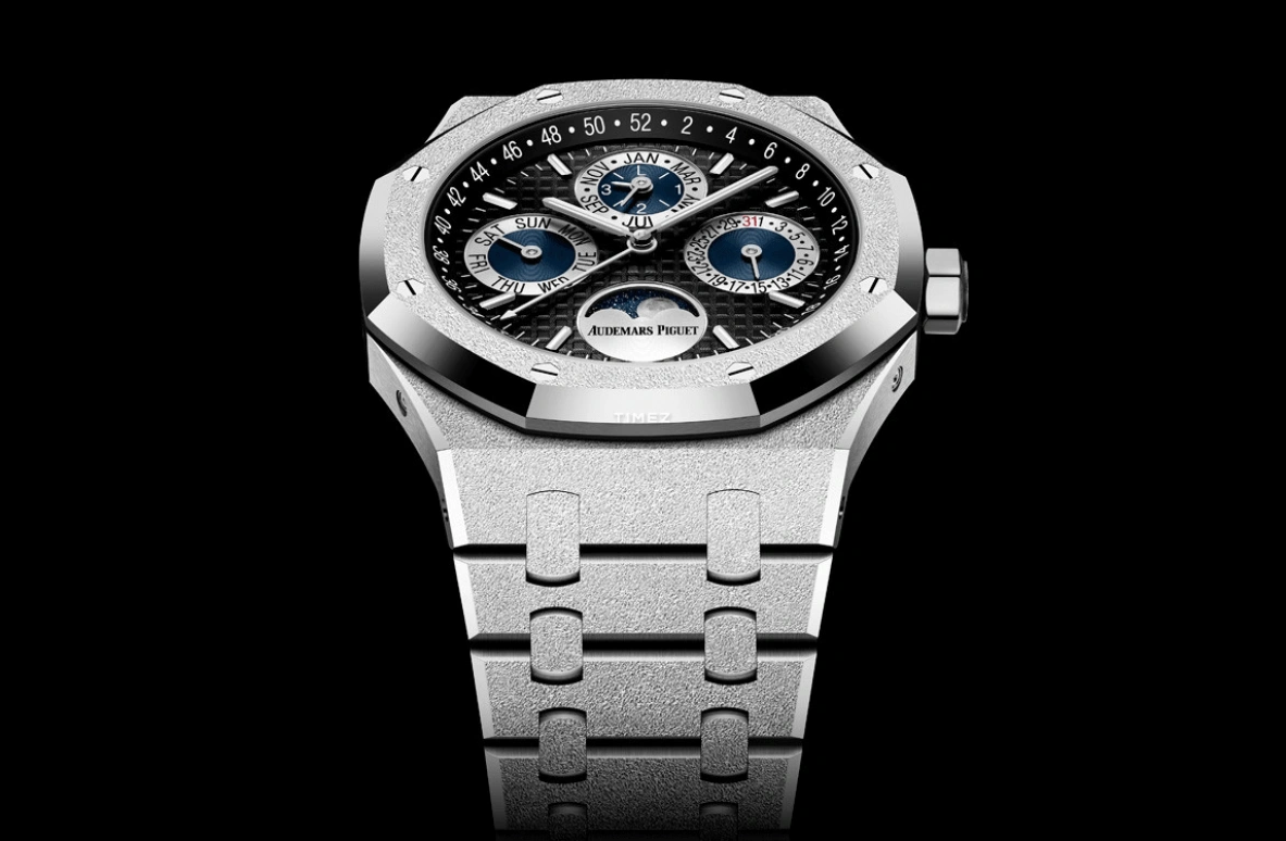 Audemars Piguet,Royal Oak 41mm,41mm,White Gold,Black,Blue,Silver,Automatic,Moonphase,Perpetual Calendar,Leap Year,Month,40hours,In-house Caliber,26574BC,26574BC.GG.1224BC.01
