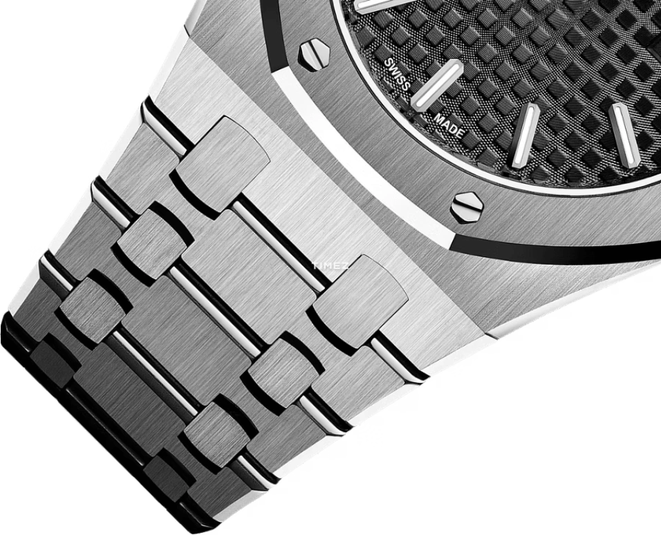 Audemars Piguet,Royal Oak 33mm,33mm,Stainless Steel,Black,Quartz,Day,In-house Caliber,67650ST,67650ST.OO.1261ST.01-A