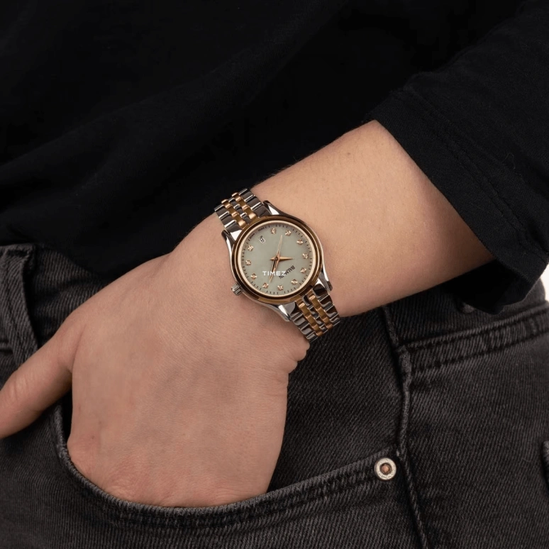 Balmain,Beleganza 27.50mm,27.50mm,Stainless Steel,Green,Quartz,Day,Sapphire,Crystal Glass,B8342,B8342.39.76
