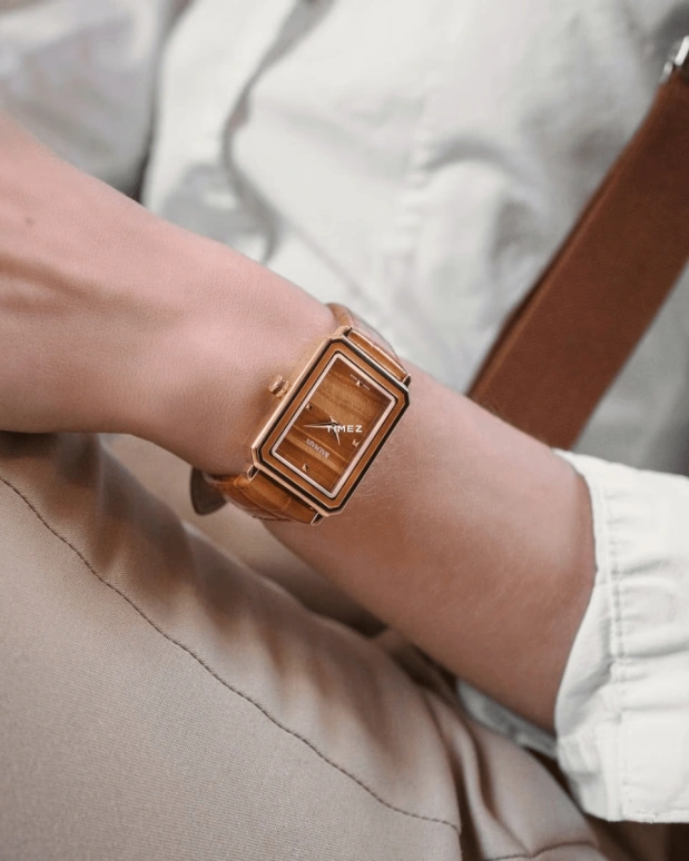 Balmain,Eirini 25x33mm,25x33mm,Stainless Steel,Brown,Quartz,26280hours,Sapphire,Crystal Glass,B4390,B4390.52.56