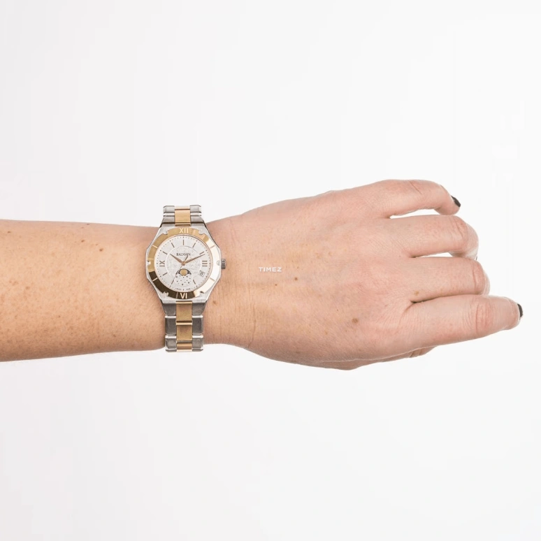 Balmain,Be Balmain 33mm,33mm,Stainless Steel,Silver White,Quartz,Moonphase,Day,B4592,B4592.39.12