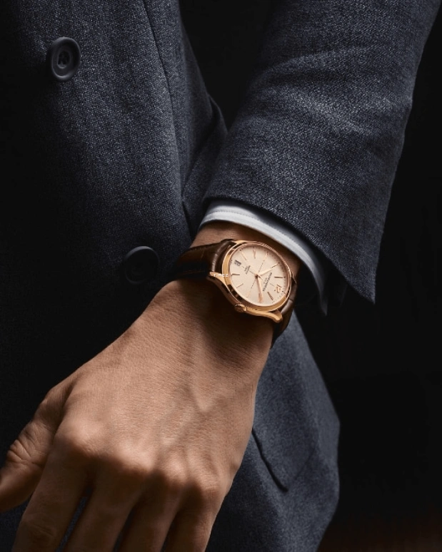 Baume & Mercier,Clifton 39mm,39mm,Rose Gold,Cream,Automatic,Day,In-house Caliber,10802