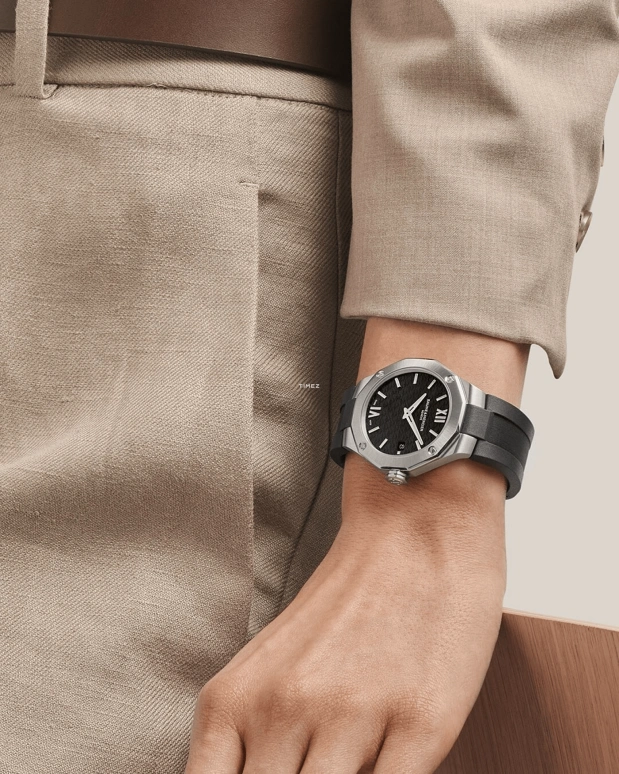 Baume & Mercier,Riviera 36mm,36mm,Stainless Steel,Black,Handwound,Day,Sapphire,Crystal Glass,10613