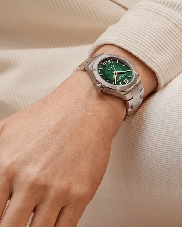 Baume & Mercier,Riviera 39mm,39mm,Stainless Steel,Green,Automatic,Day,Sapphire,Crystal Glass,10770